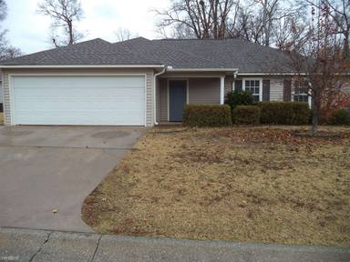 Main picture of 103 Wintergreen Ct