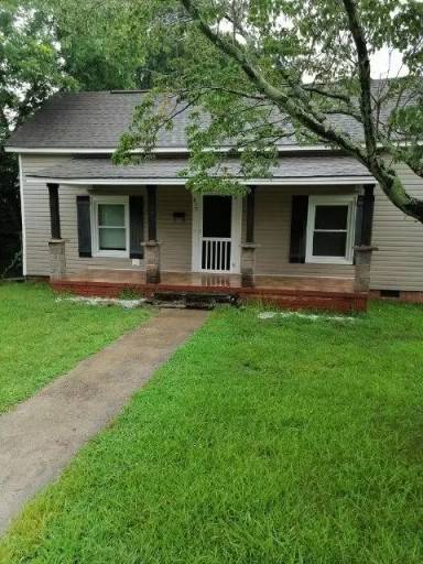 Main picture of 839 Steele St