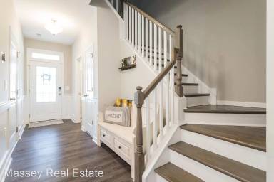 Main picture of 557 Summit Trail Dr