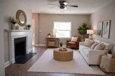 Main picture of 757 10th Ave W
