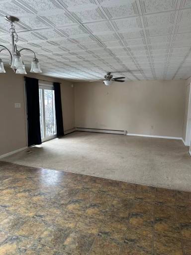 Main picture of 2056 N Sherman St