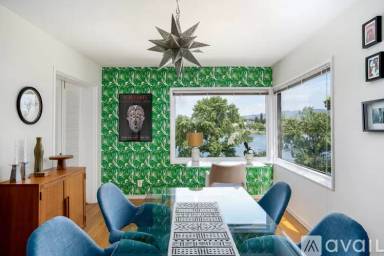 Main picture of 431 Wayne Ave