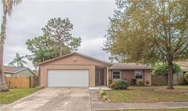 Main picture of 104 Hillcrest Dr