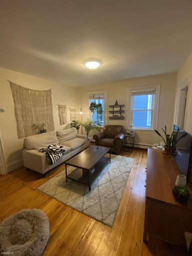 Main picture of 72 Gore St