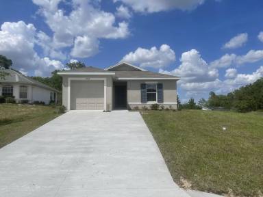Main picture of 13049 Killian St