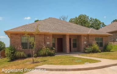 Main picture of 4452 Reveille Rd