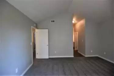 Main picture of 225 Leafwood Ct