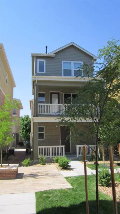 Main picture of 63 N Syracuse Ct