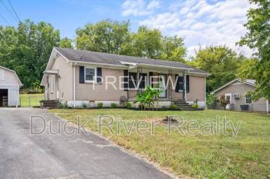 Main picture of 106 Hobbs Dr