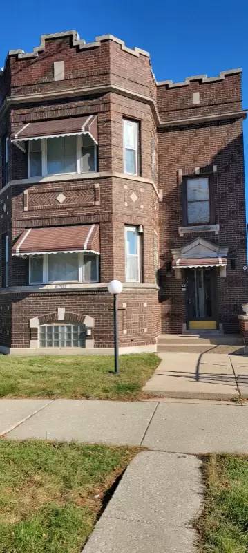 Main picture of 8207 S Elizabeth St