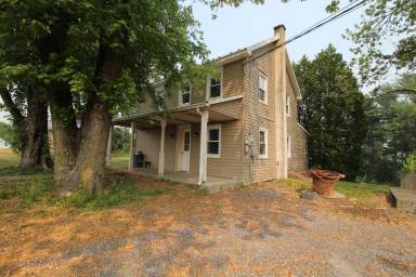 Main picture of 535 W Church Rd