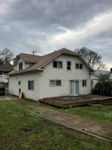 Main picture of 1336 SE Lane Ave