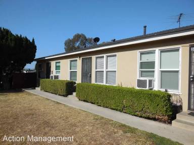 Main picture of 3245 E Wilton St