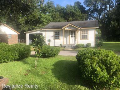 Main picture of 2026 Nicholas Ln