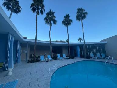 Main picture of 810 E Palm Canyon Dr