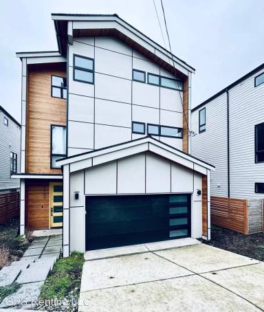 Main picture of 7107 Aurora Ave N