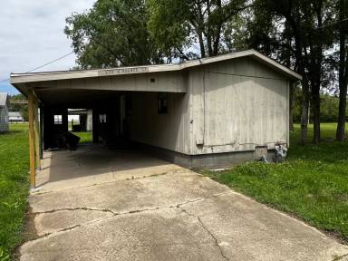 Main picture of 224 N Oak St