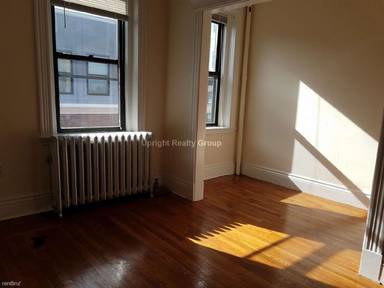 Main picture of 25 Park Dr