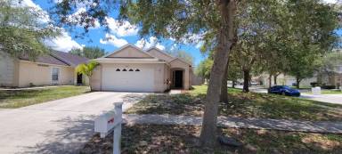 Main picture of 10215 Lakeside Vista Dr