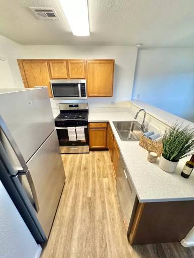 Main picture of 5730 Vista Palomar Way