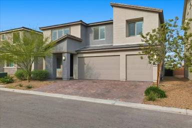 Main picture of 5366 Purple Moon Ave