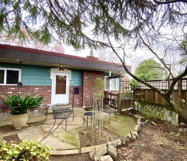 Main picture of 3734 SE 40th Ave