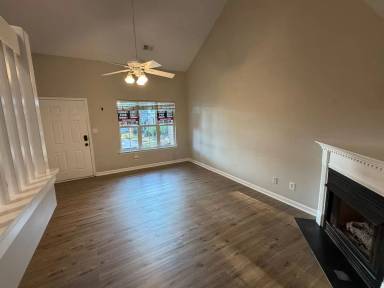Main picture of 1047 Oak Blossom Way