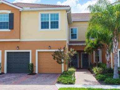 Main picture of 7918-82 Moonstone Dr