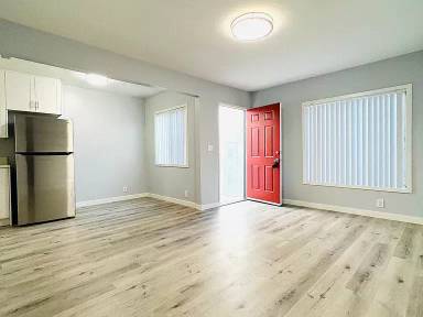 Main picture of 301 E Alameda Ave