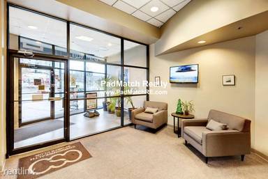 Main picture of Atrium On Commonwealth