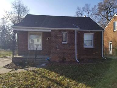 Main picture of 4113 Cadieux Rd