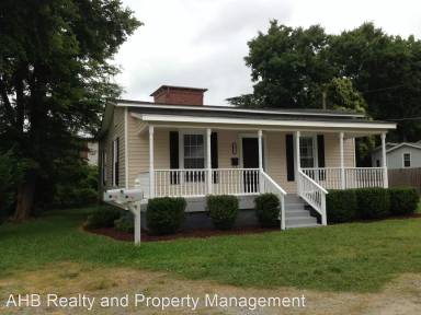 Main picture of 902 Checker St