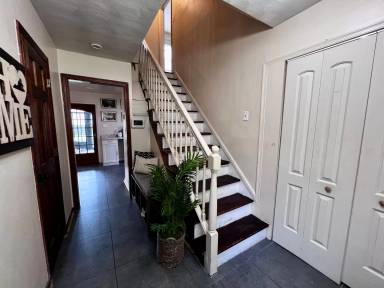 Main picture of 4505 Mallard Cres