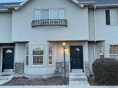 Main picture of 1029 S Kingsbury Rd