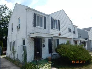 Main picture of 19746 Schaefer Hwy
