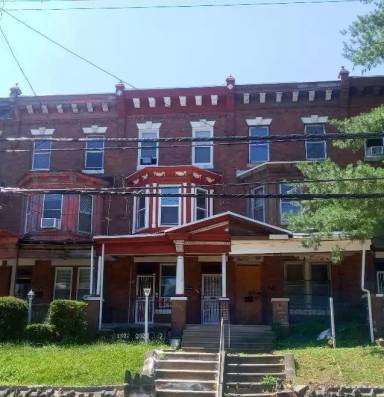 Main picture of 2022 W Ontario St
