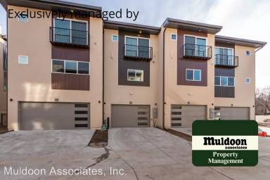 Main picture of 10 E St. Elmo Ave