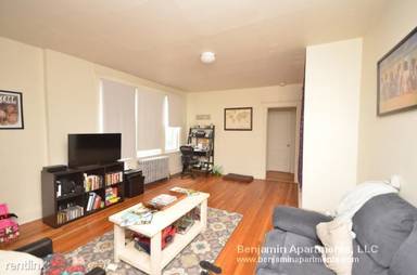 Main picture of 1626 Commonwealth Ave