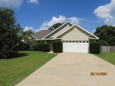 Main picture of 94 Fox Chase Dr
