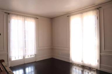 Main picture of 1320 W Main St