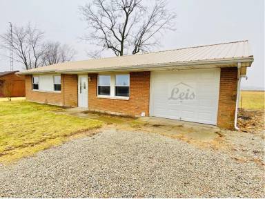 Main picture of 7634 Beamsville Webster Rd
