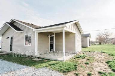 Main picture of 118 Sanders Ct