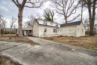 Main picture of 5057 George Washington Memorial Hwy