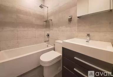 Main picture of 565 Evergreen Ave