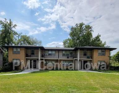 Main picture of 2820 Kingman Blvd