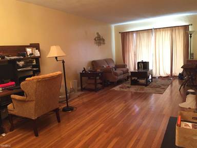 Main picture of 790 Hyde Park Ave