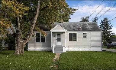 Main picture of 606 W Centennial Ave