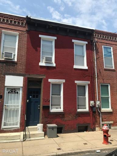 Main picture of 1312 S Hicks St