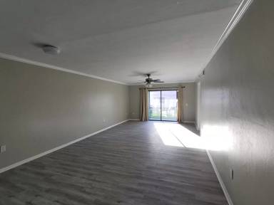 Main picture of 4815 Triton Ct E