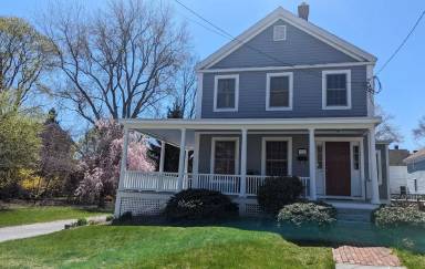 Main picture of 14 Parkman St